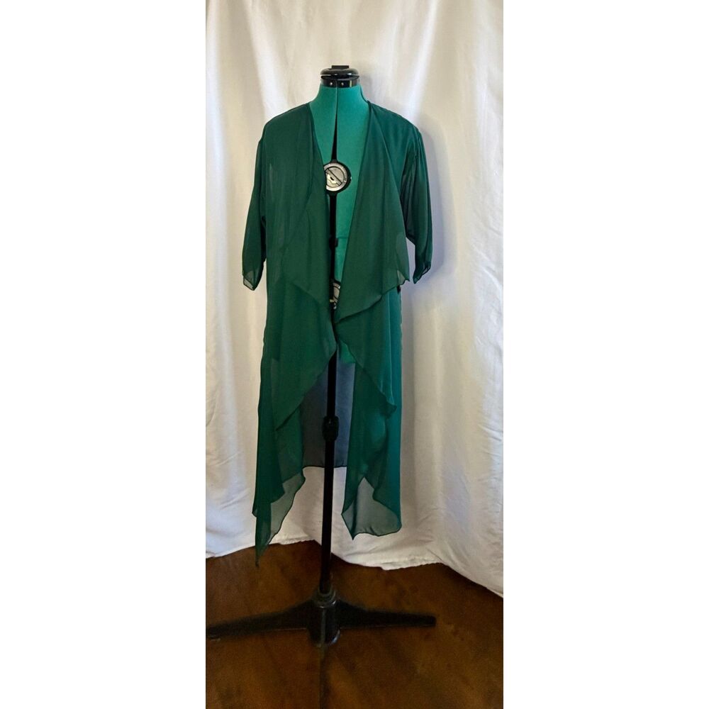 NWT Lularoe Shirley Kimono Cardigan in a solid dark forest green.
